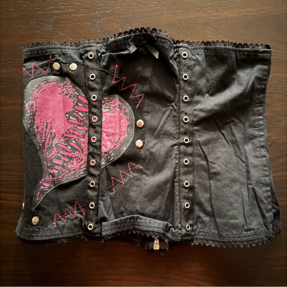 Lip Service Tops - Lip Service rare broken heart under bust corset